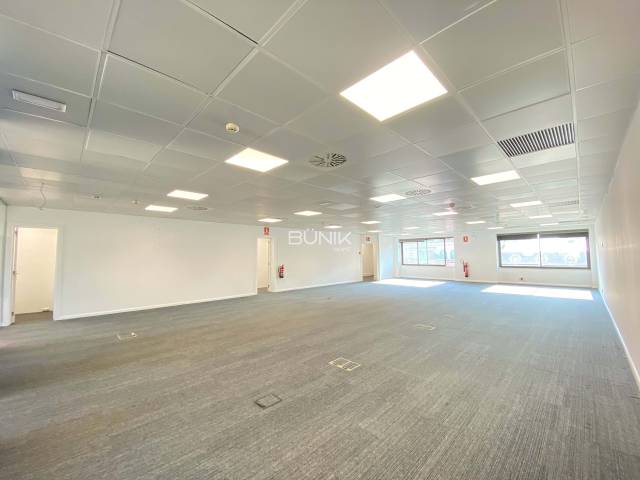 Oficina en Alquiler en Dreta de l'Eixample