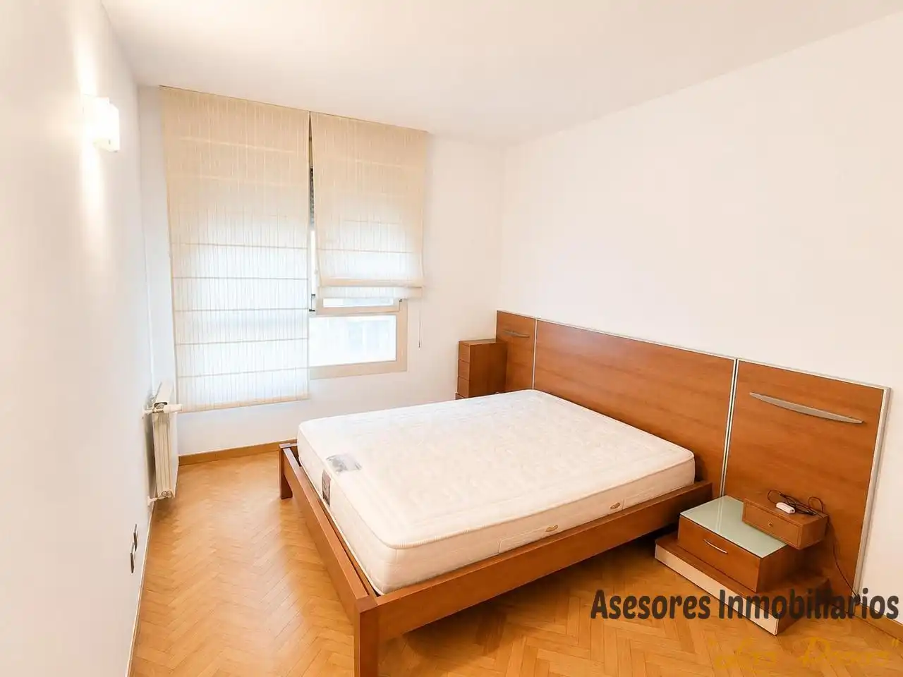 Schlafzimmer von Wohnung zum Verkauf in Madrid mit Klimaanlage, Heizung und Parkett