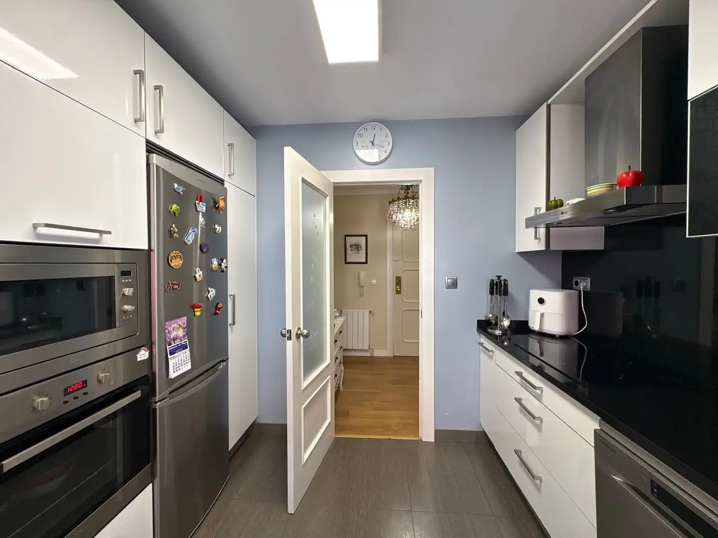 Appartamento con giardino in vendita a Calle de Acacio Gutiérrez 138, imagen 14