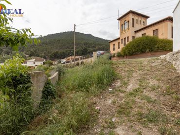 Terrenys i solars en venda a Calle de Juncal