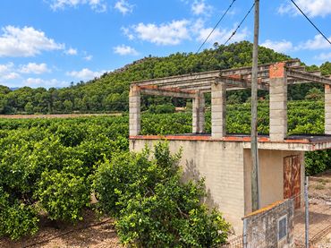 Maison rustique avec jardin à vendre à Plaça de Marxuquera 72
