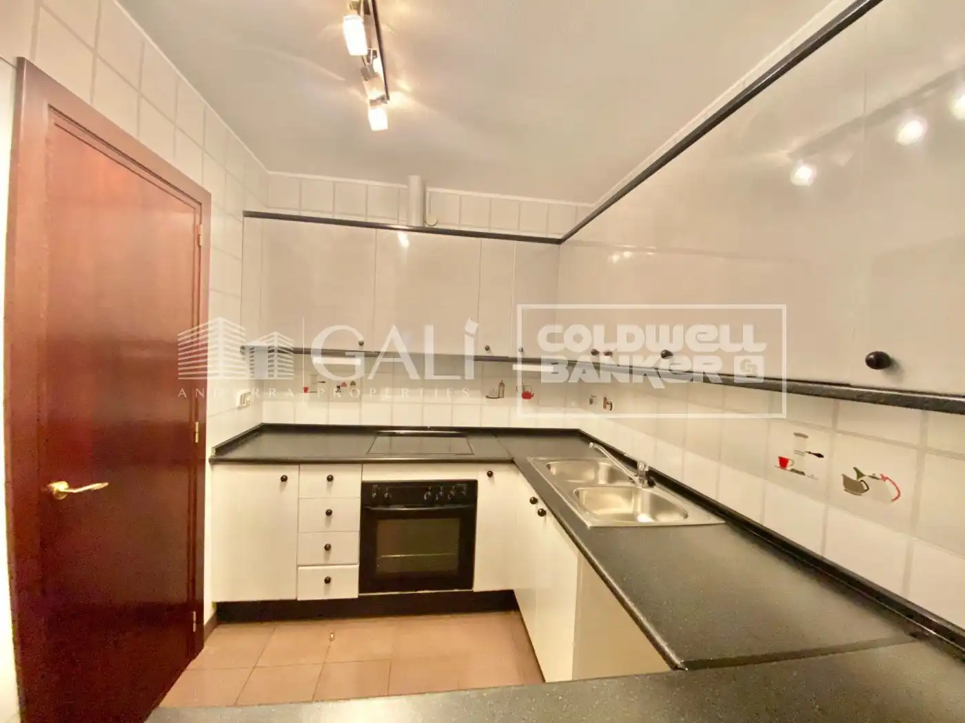 Penthouse with lift to rent in Calle Maria Pla, imagen 5