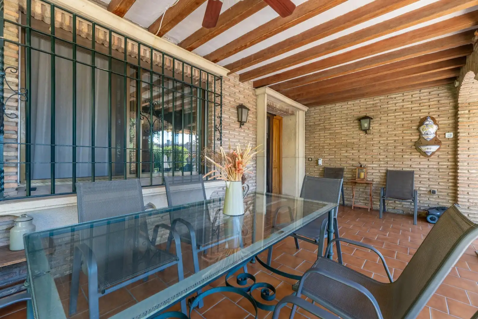 Terrassa de Casa o xalet en venda en Córdoba amb Aire condicionat, Calefacció i Jardí privat