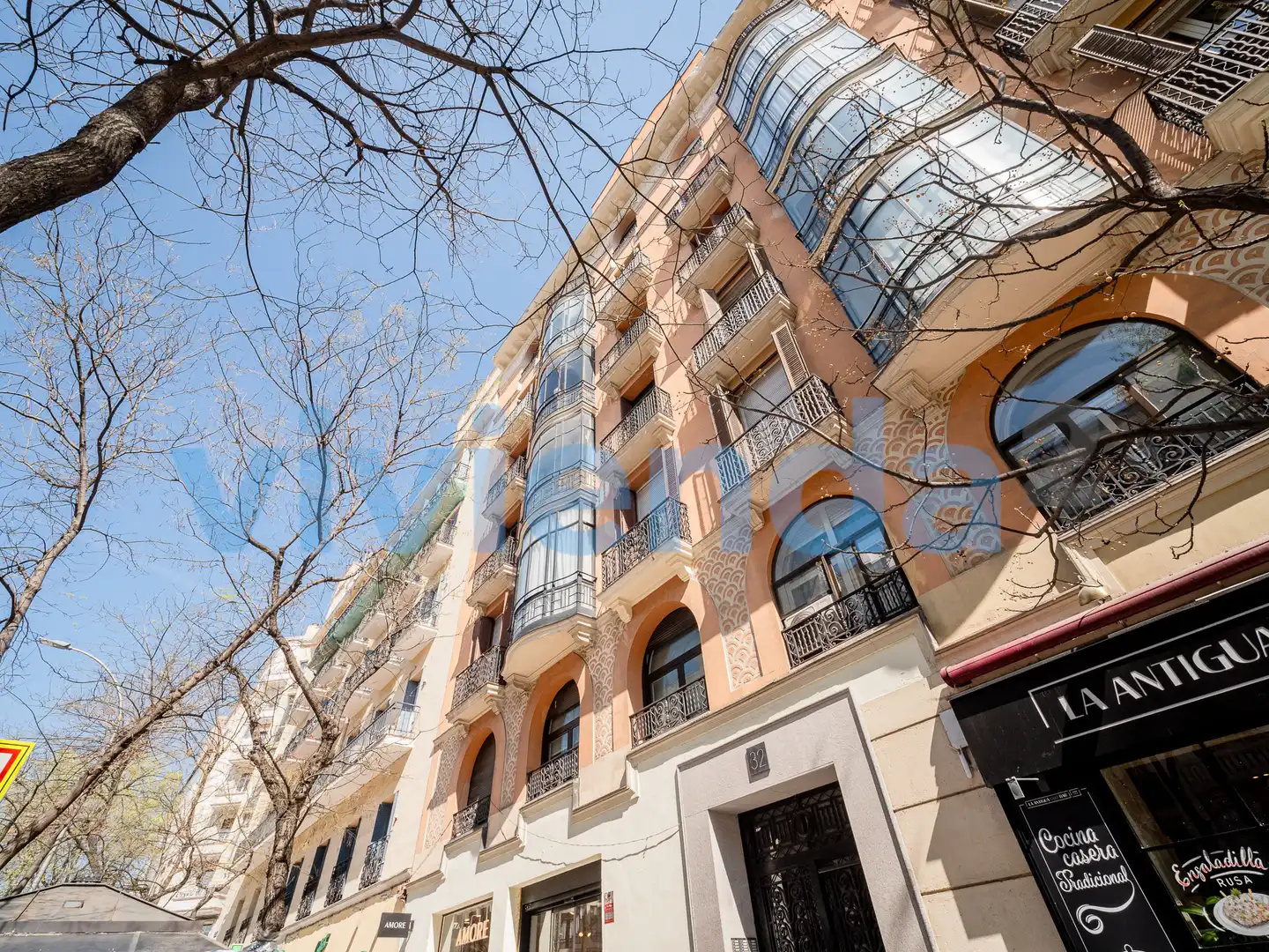 Exterior view of Flat for sale in Madrid  with Air Conditioner, Heating and Furnished