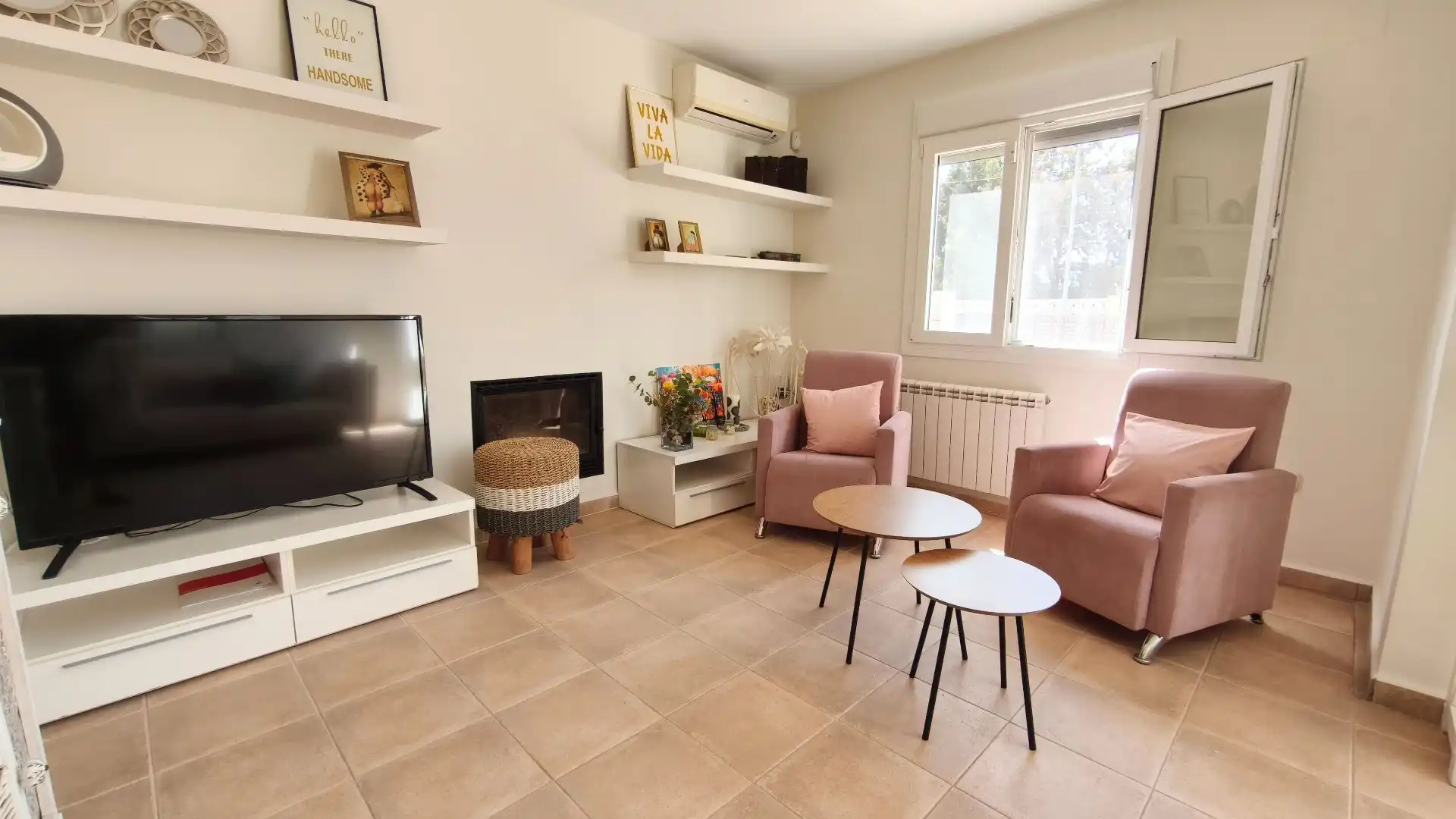 Living room of Houses for sale in La Nucia  with Air Conditioner, Heating and Private garden