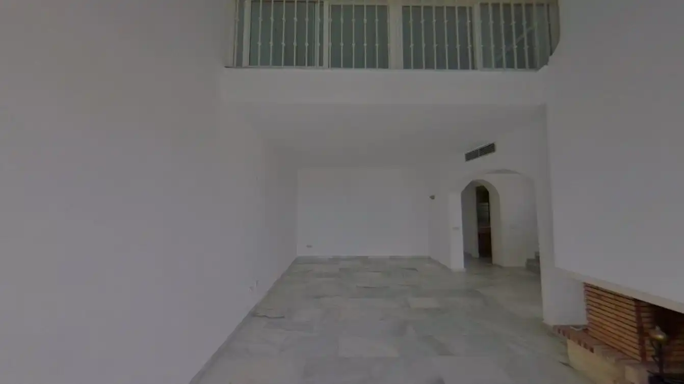 Casa adosada en venda en Estepona amb Aire condicionat i Piscina