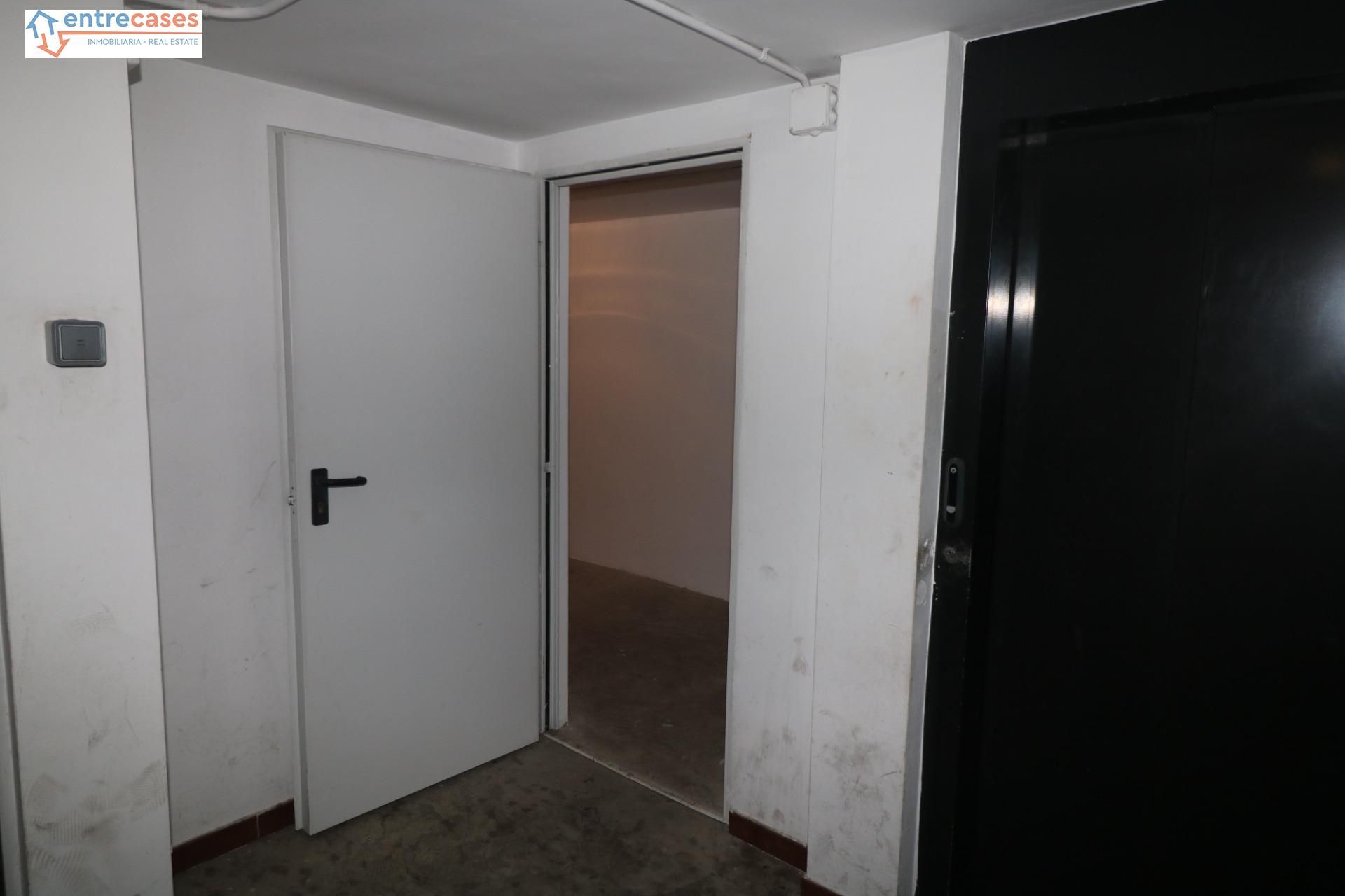 Box room for sale in Sagunto / Sagunt