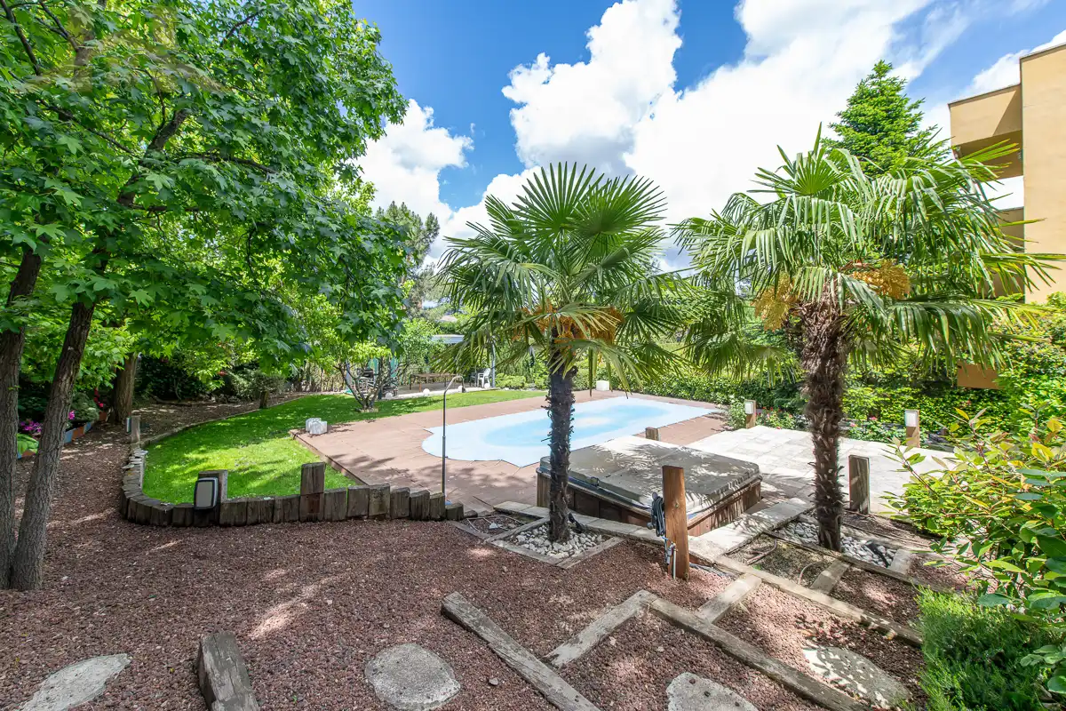Piscina de Casa o chalet en venta en Tres Cantos con Aire acondicionado, Calefacción y Jardín privado