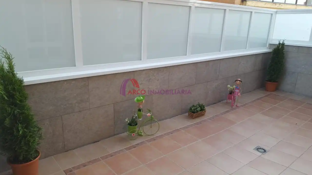 Terraza de Apartamento en venta en Burgos con Calefacción, Terraza y Trastero