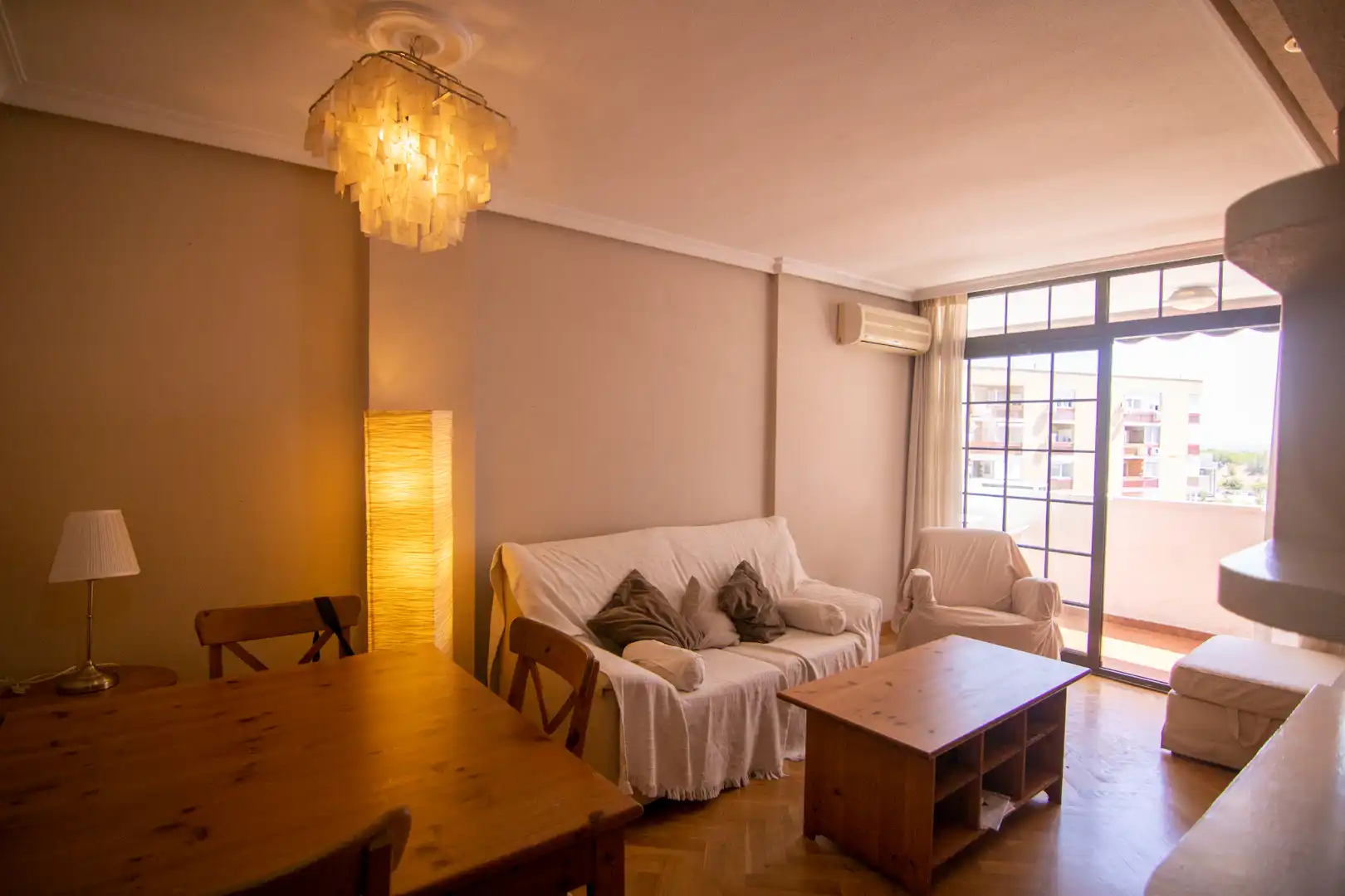 Wohnzimmer von Wohnung zum Verkauf in Madrid mit Klimaanlage, Heizung und Terrasse