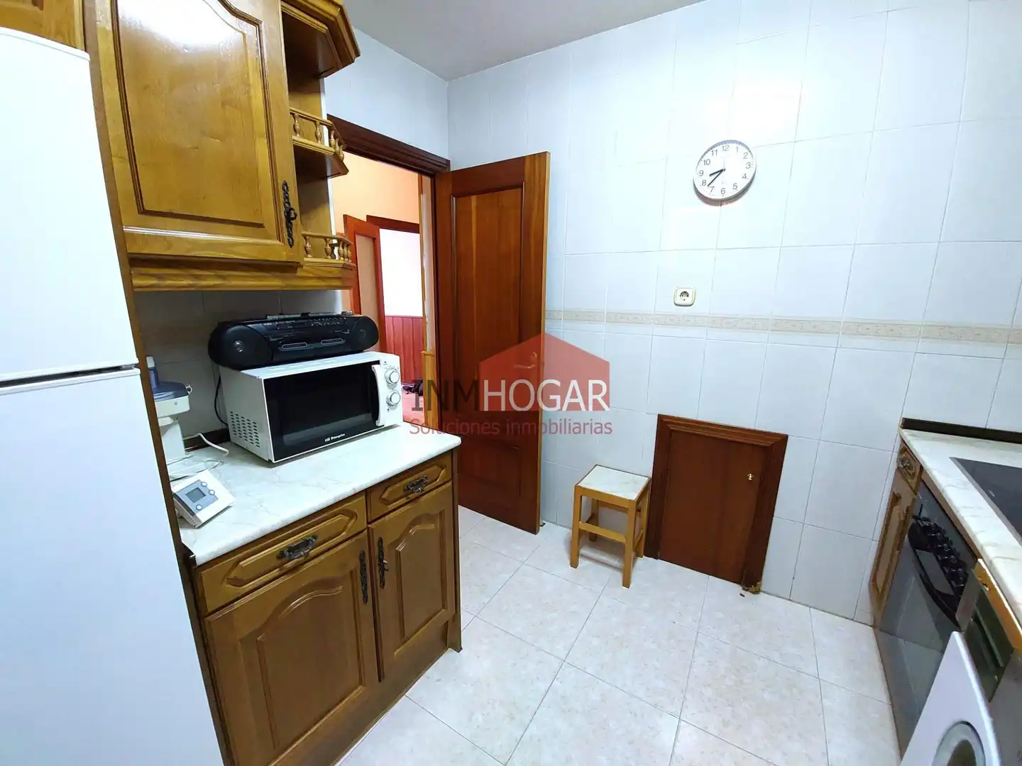 Cuina de Casa o xalet en venda en Ávila amb Calefacció, Traster i Moblat
