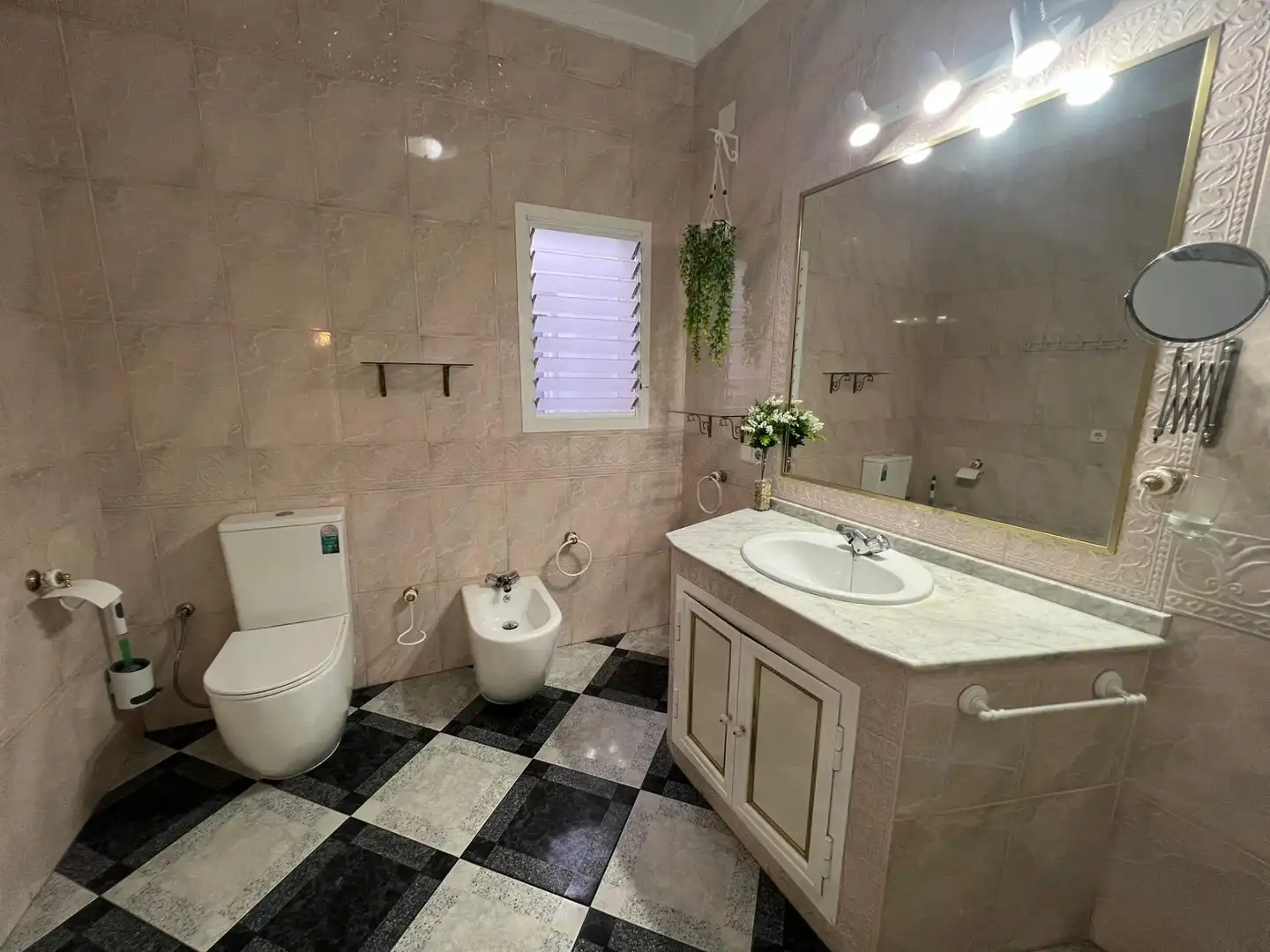 Baño de Casa o chalet en venta en Los Palacios y Villafranca