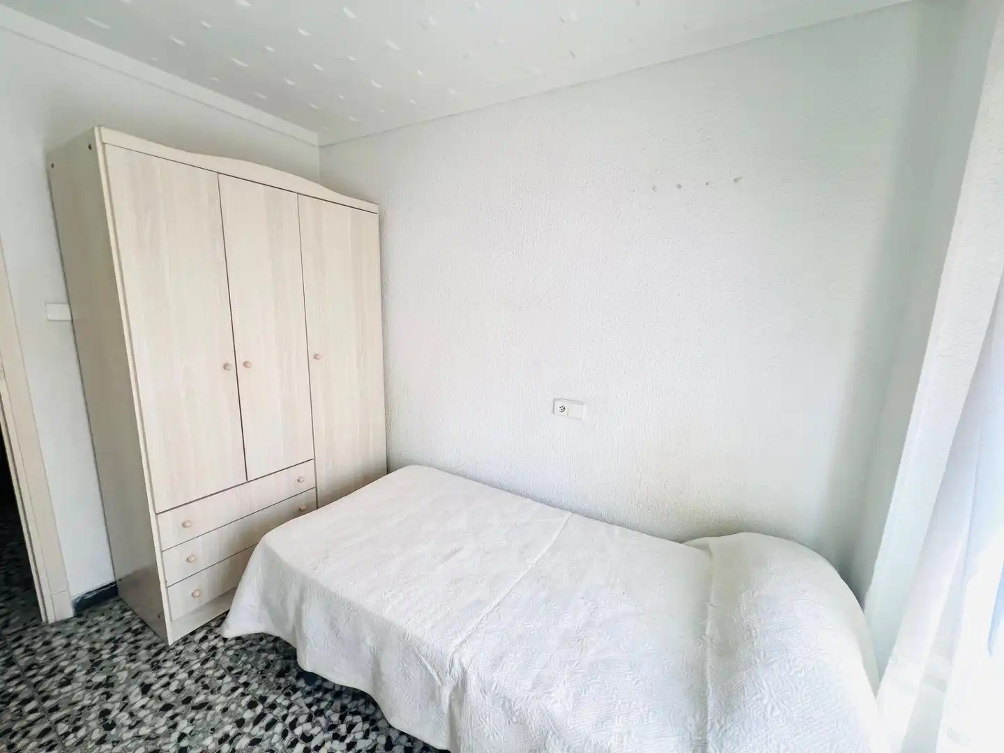 Habitación de Piso en venta en Elche / Elx con Aire acondicionado y Amueblado