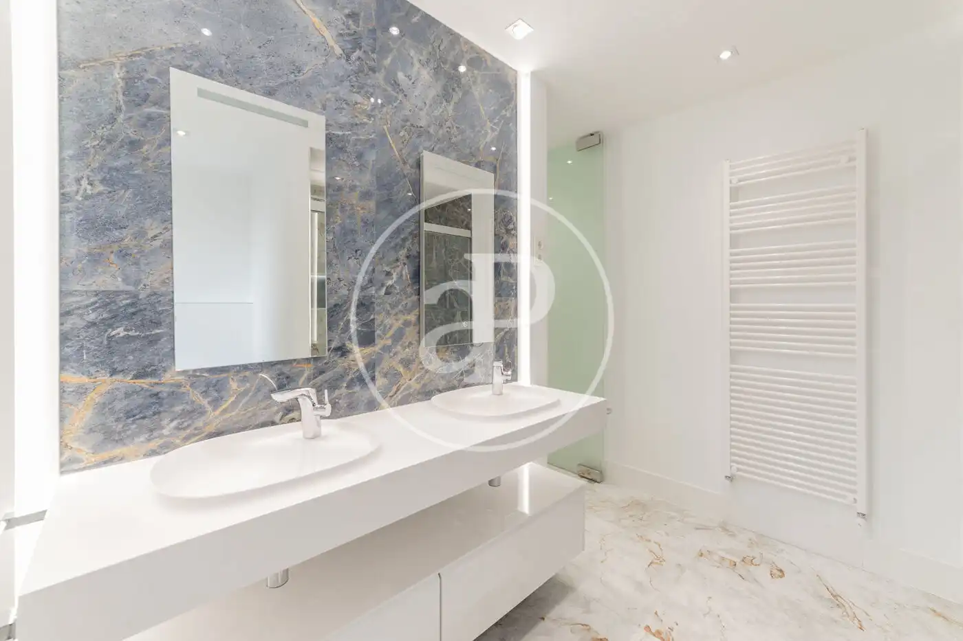 Baño de Piso de alquiler en Madrid con Aire acondicionado, Calefacción y Terraza