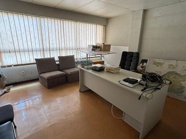 Office space with lift for sale in Plaza de Toros