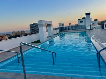 Pis amb piscina en venda a Avenida Nuestra Señora de Montserrat 50