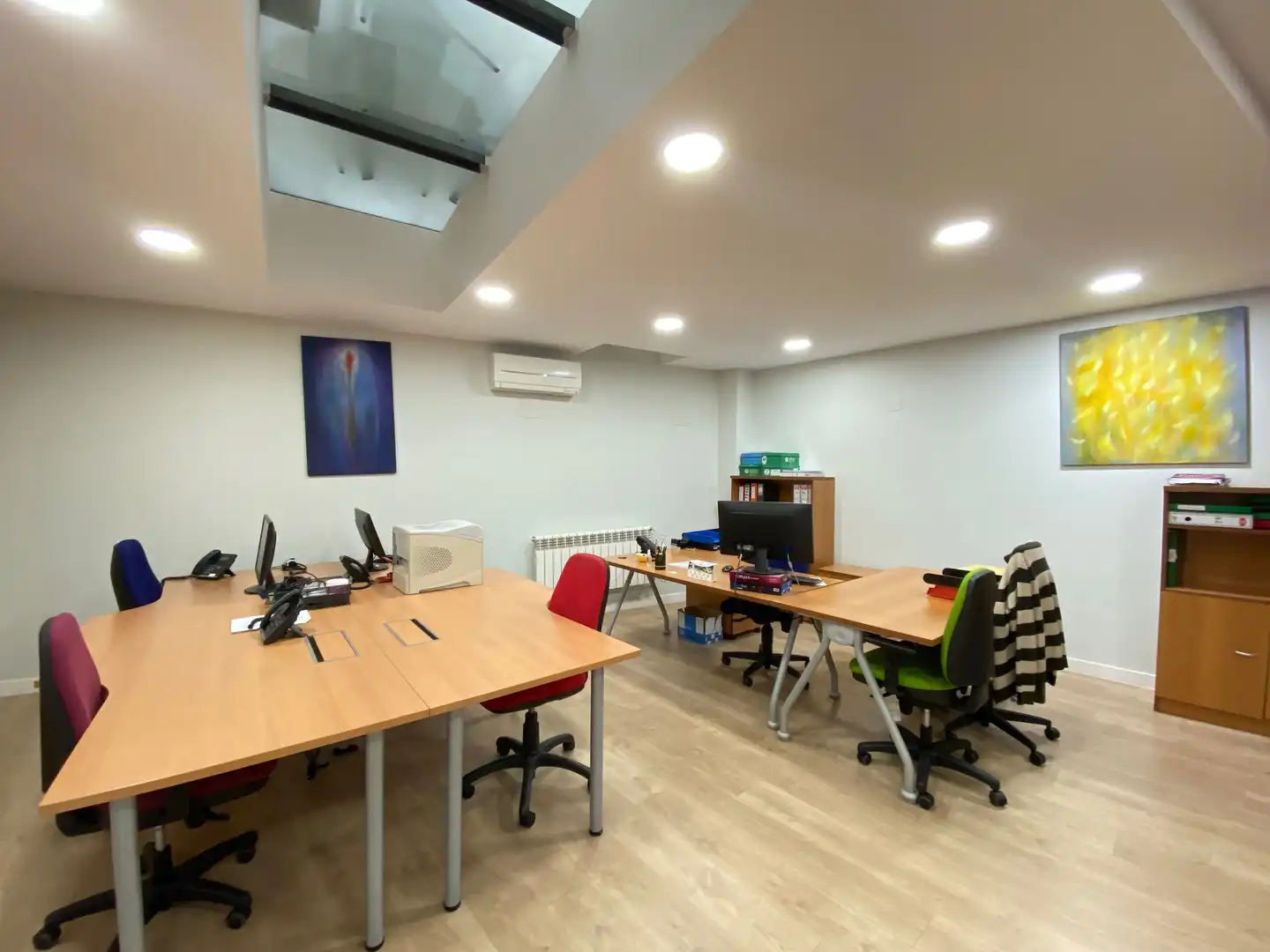 Office for rent in Madrid  with Air Conditioner, Heating and Balcony