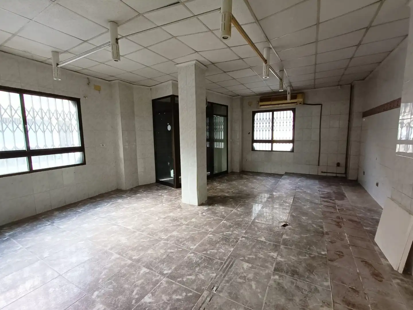 Business premises for sale in Llombai, imagen 12