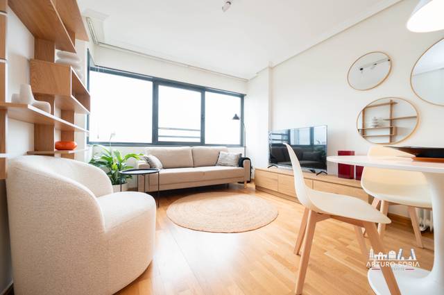 Apartamento en Alquiler en Calle Bausá, 15 en Costillares