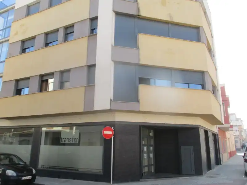 Einzelparkplatz zum Verkauf in Castelar, imagen 2