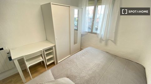 Photo 3 of Flat for rent in Numancia, Madrid Capital