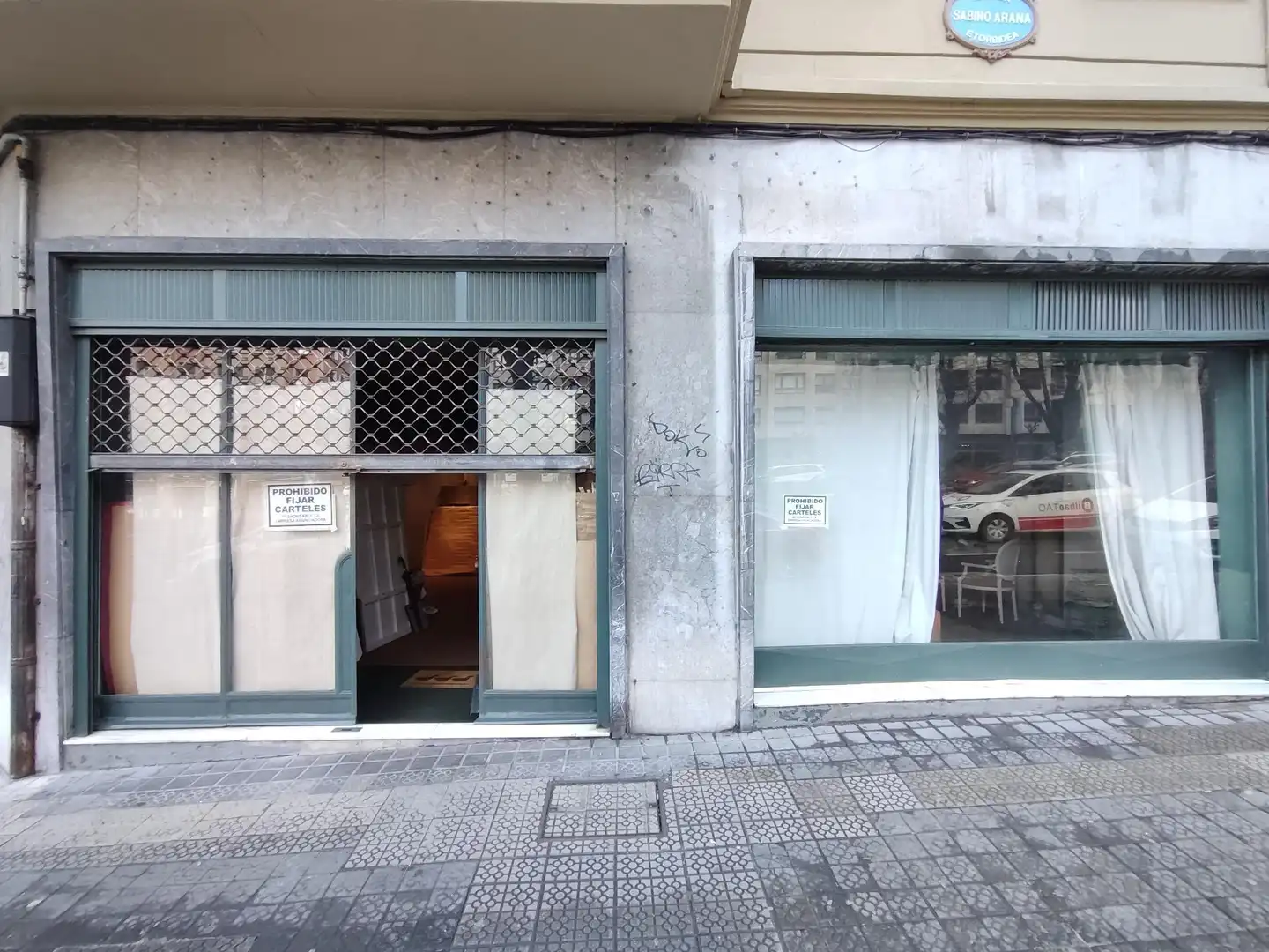 Local comercial en venda a Plaza Victor Chavarri
