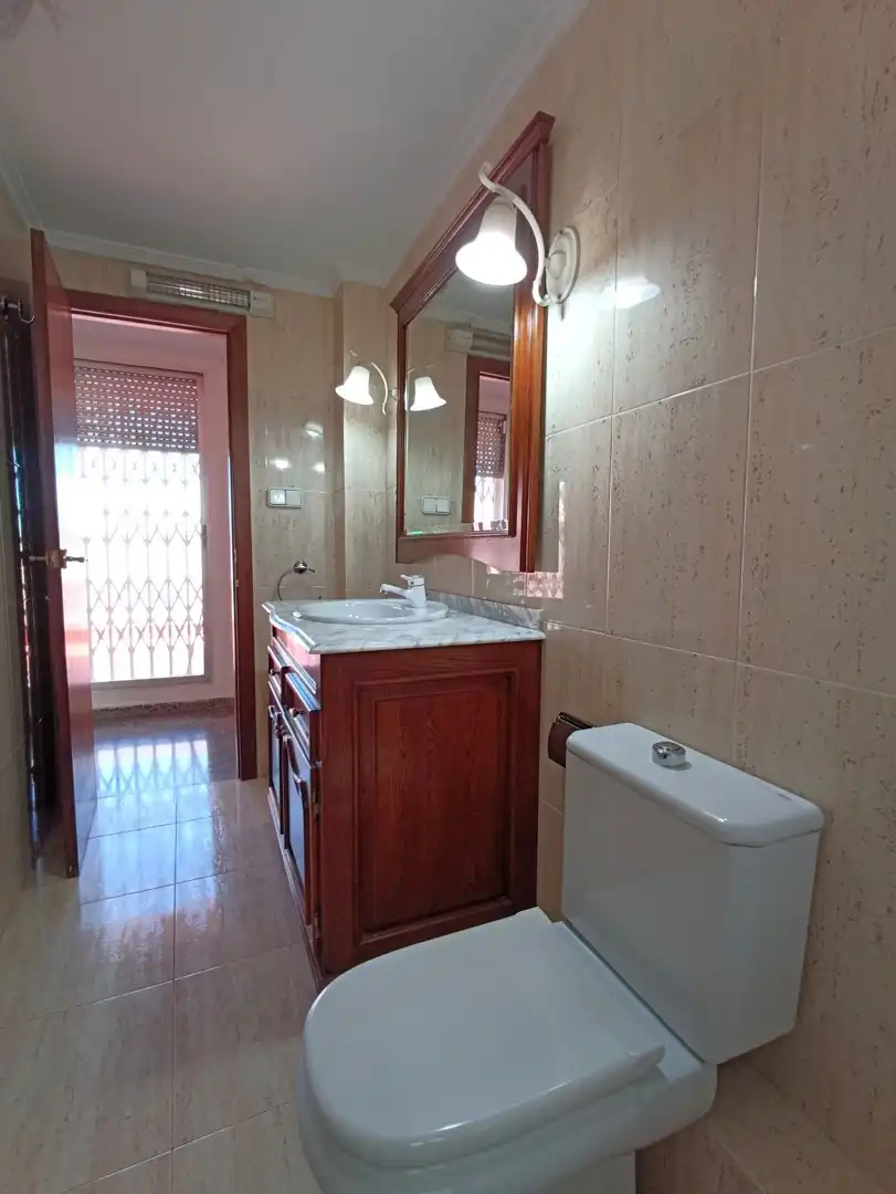 Bathroom of Flat for sale in Chiva  with Terrace