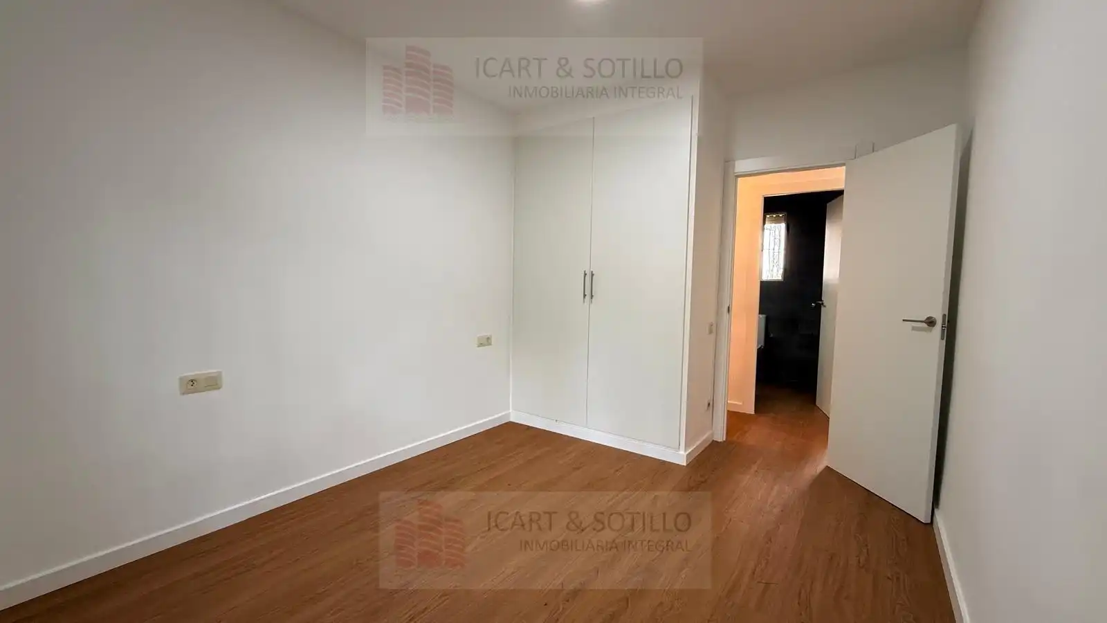 Houses for sale in Alcanar  with Terrace and Storage room