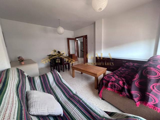 Casa adosada en Alquiler en Mejostilla