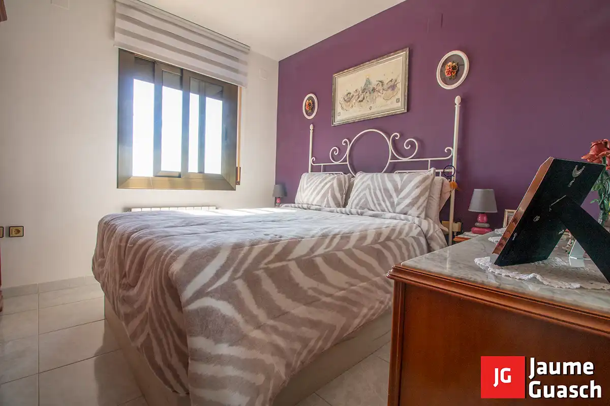 Habitación de Casa adosada en venta en Torredembarra con Aire acondicionado, Calefacción y Jardín privado