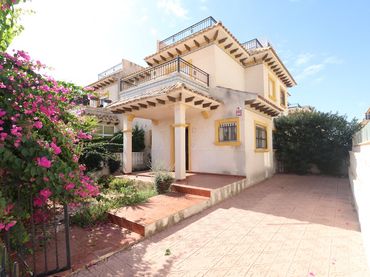 Bungalow mit Pool zum Verkauf in N/A