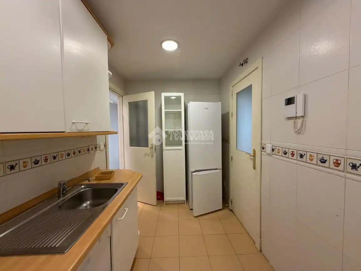Küche von Wohnung zur Miete in Madrid mit Klimaanlage, Heizung und Terrasse