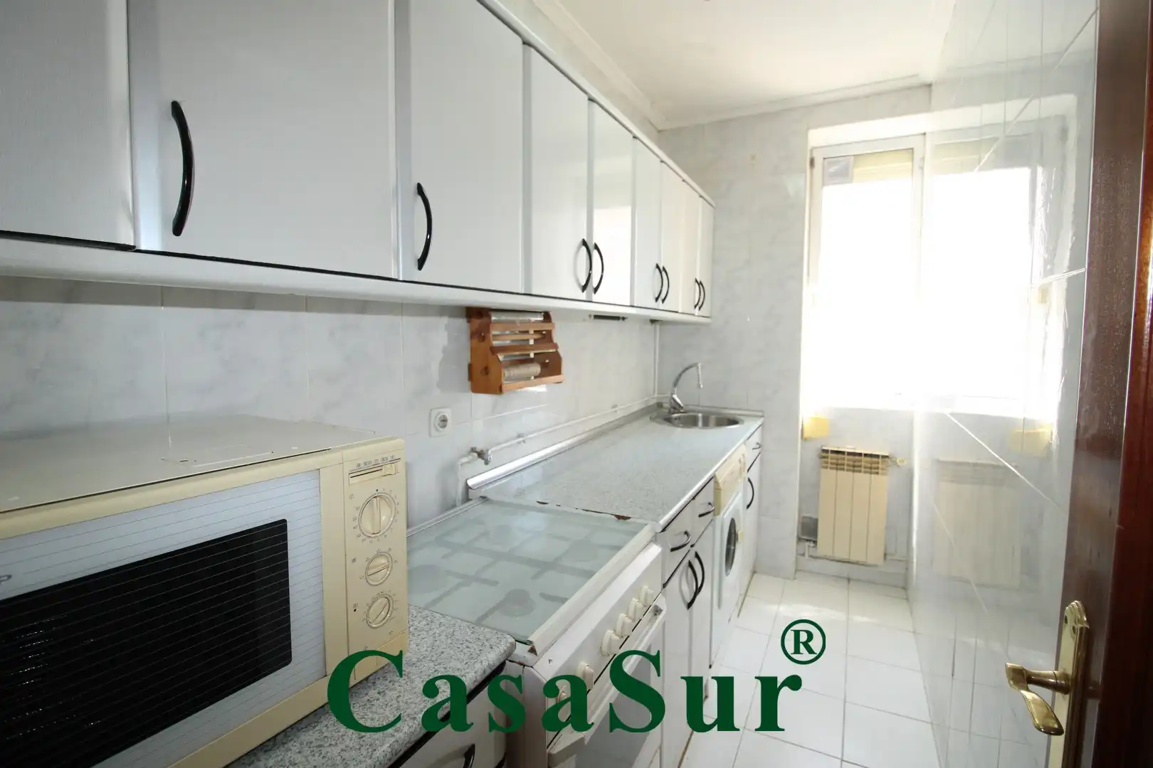 Kitchen of Flat for sale in Valladolid  with Terrace and Storage room