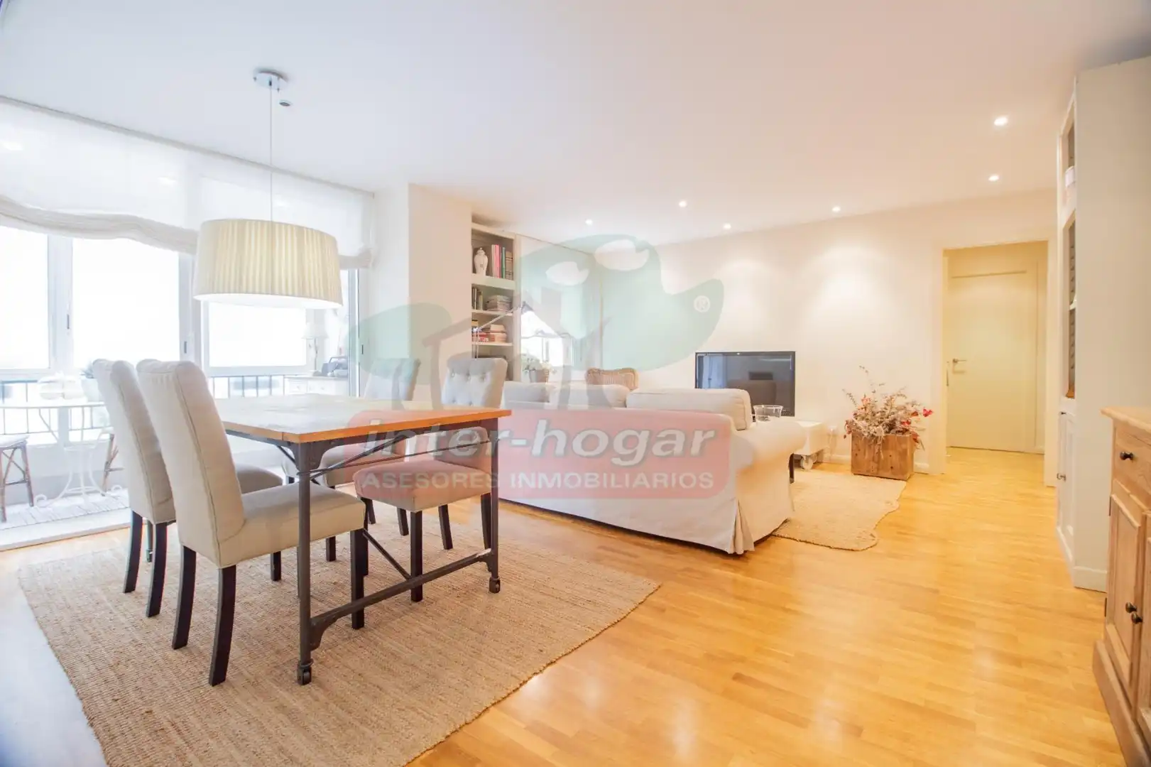 Sala d'estar de Apartament en venda en Badalona amb Aire condicionat i Parquet