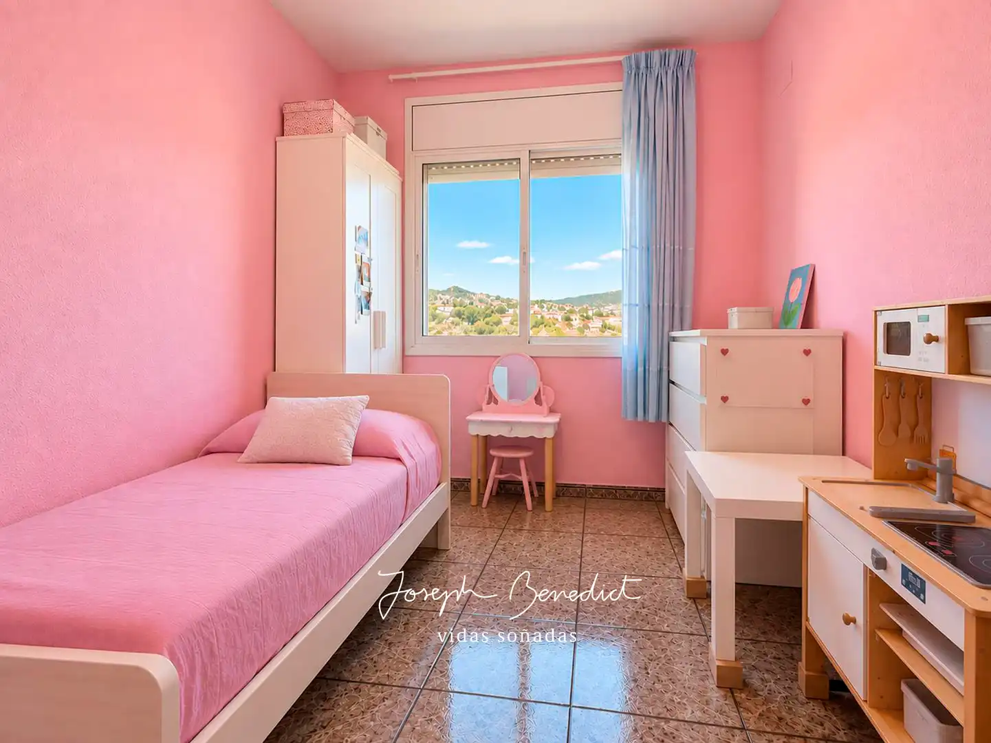 Dormitori de Casa o xalet en venda en Sant Vicenç Dels Horts amb Aire condicionat, Calefacció i Jardí privat