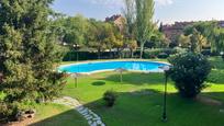 Swimming pool of Flat to rent in Majadahonda  with Air Conditioner and Swimming Pool