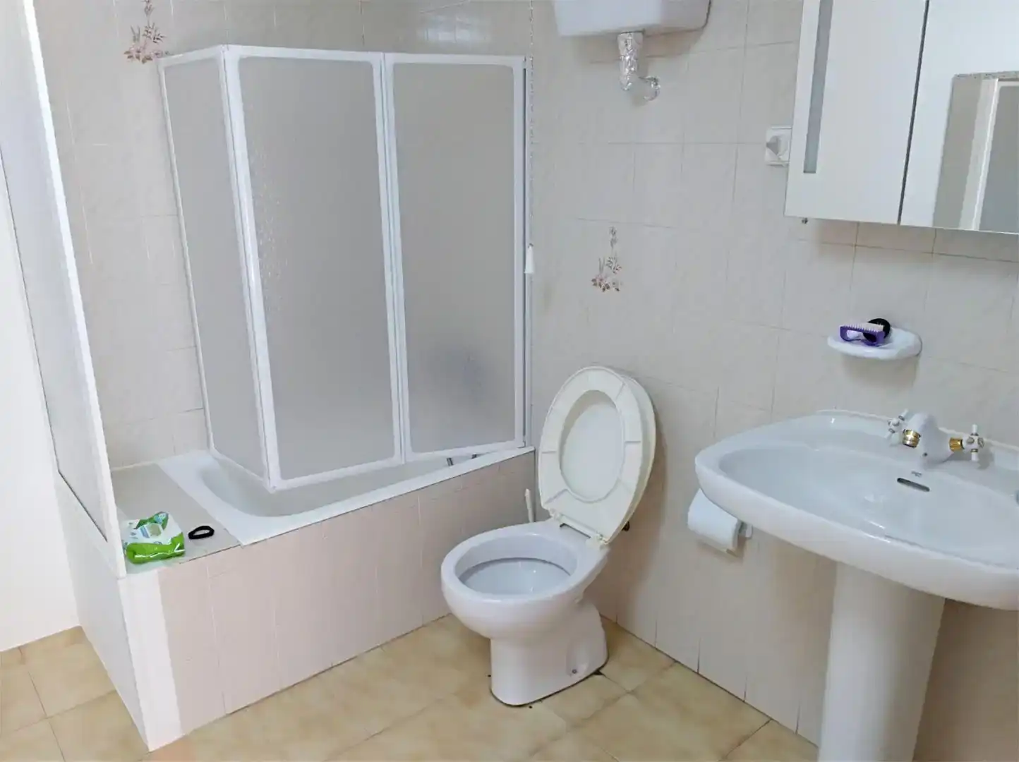 Baño de Casa adosada en venta en Ólvega con Amueblado, Horno y Lavadora