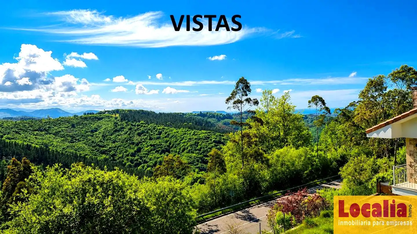 Vista exterior de Casa o chalet en venta en Comillas (Cantabria) con Jardín privado
