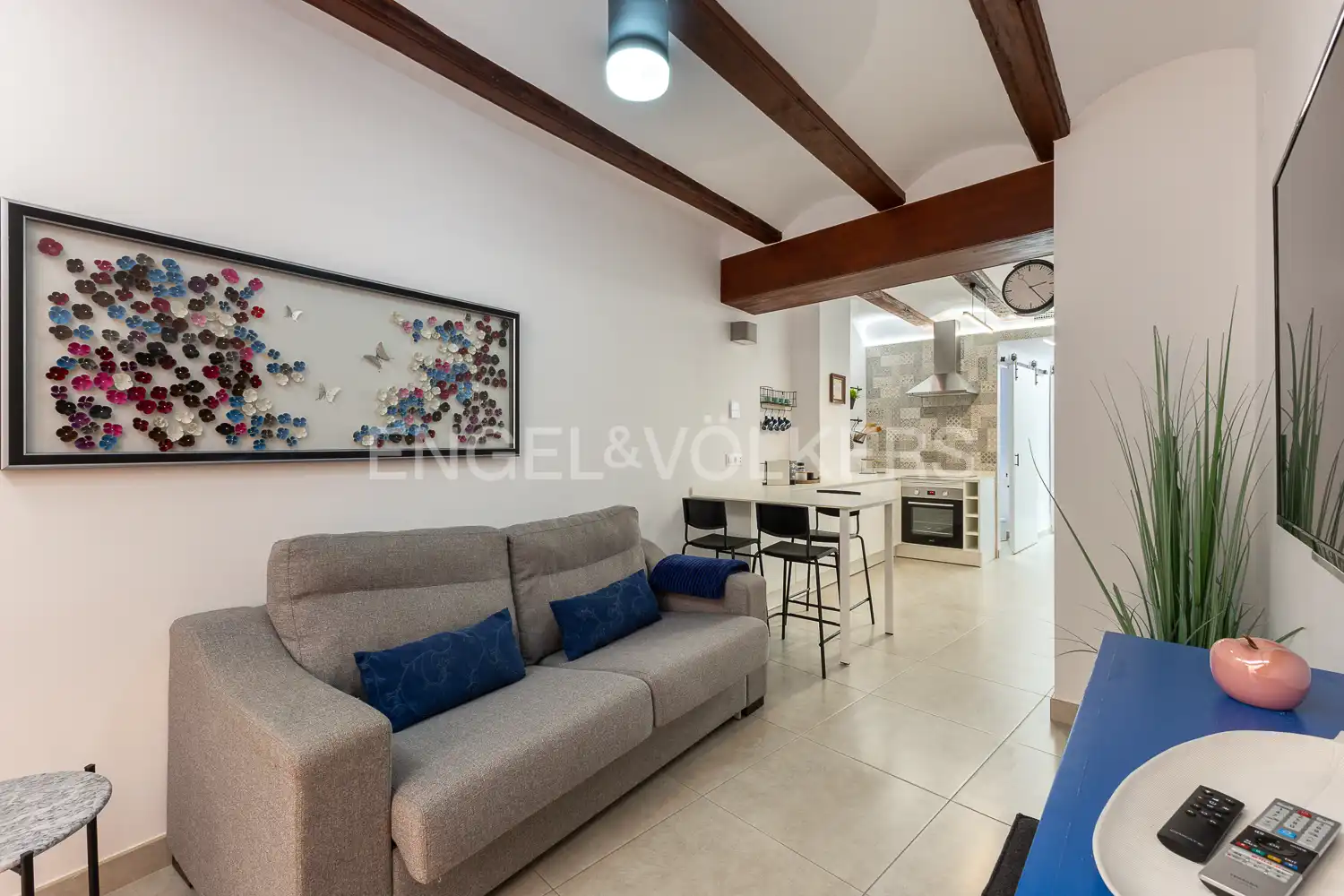 Sala d'estar de Pis de lloguer en Valencia amb Aire condicionat, Calefacció i Moblat