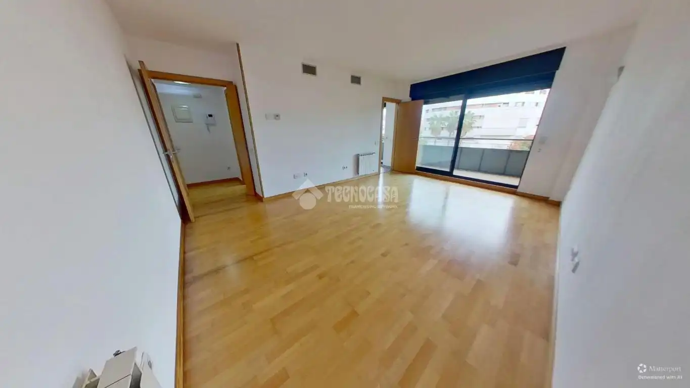 Piso en venta en Sabadell con Aire acondicionado, Calefacción y Balcón