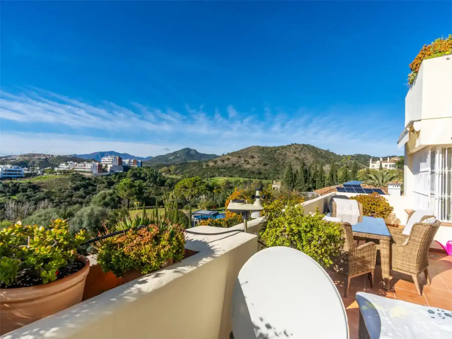 Terrace of Flat for sale in Benahavís  with Air Conditioner, Terrace and Swimming Pool