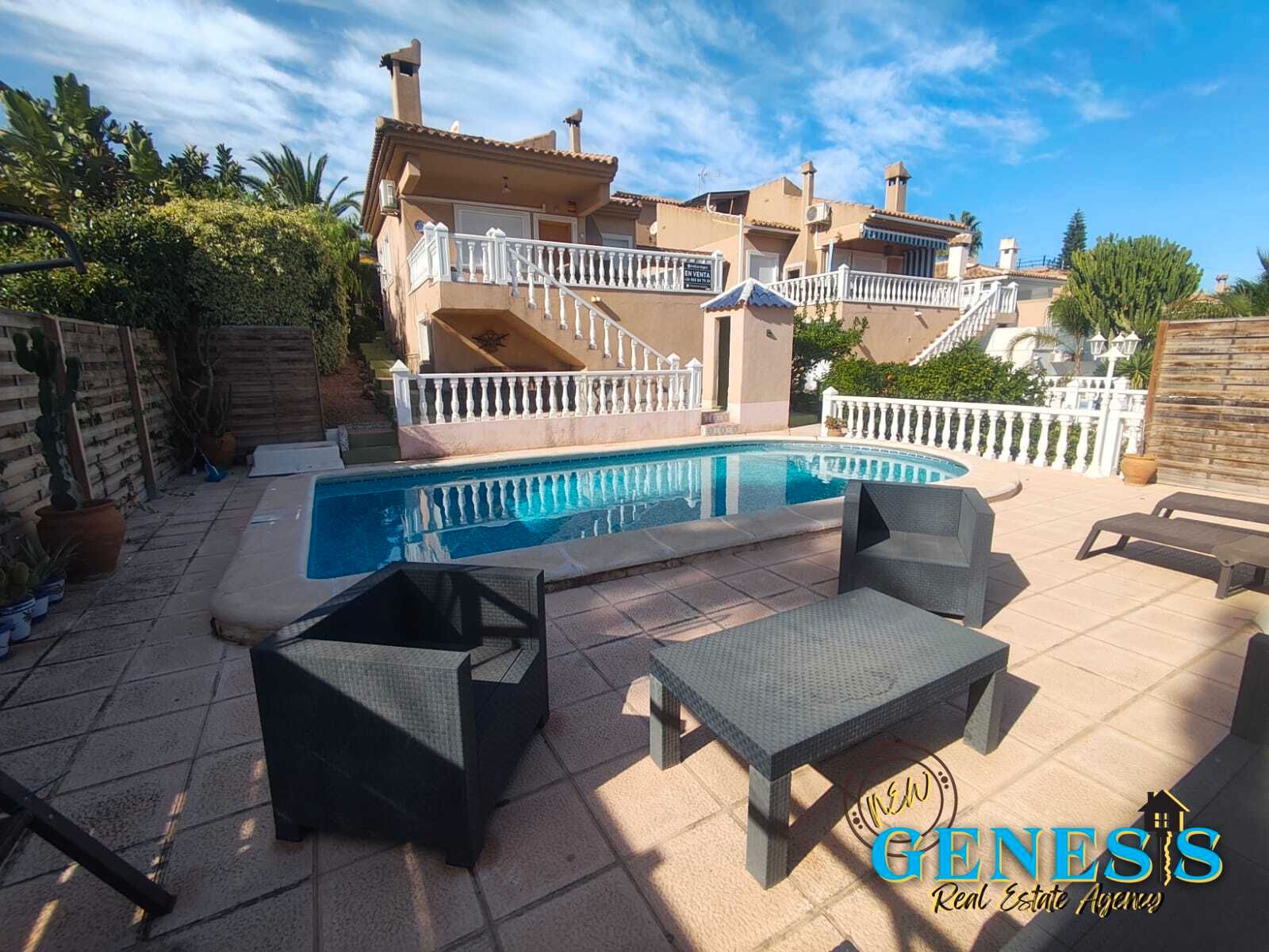 Jardín de Casa adosada en venta en Orihuela con Aire acondicionado, Terraza y Trastero