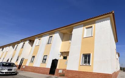 Exterior view of Single-family semi-detached for sale in Mairena del Alcor