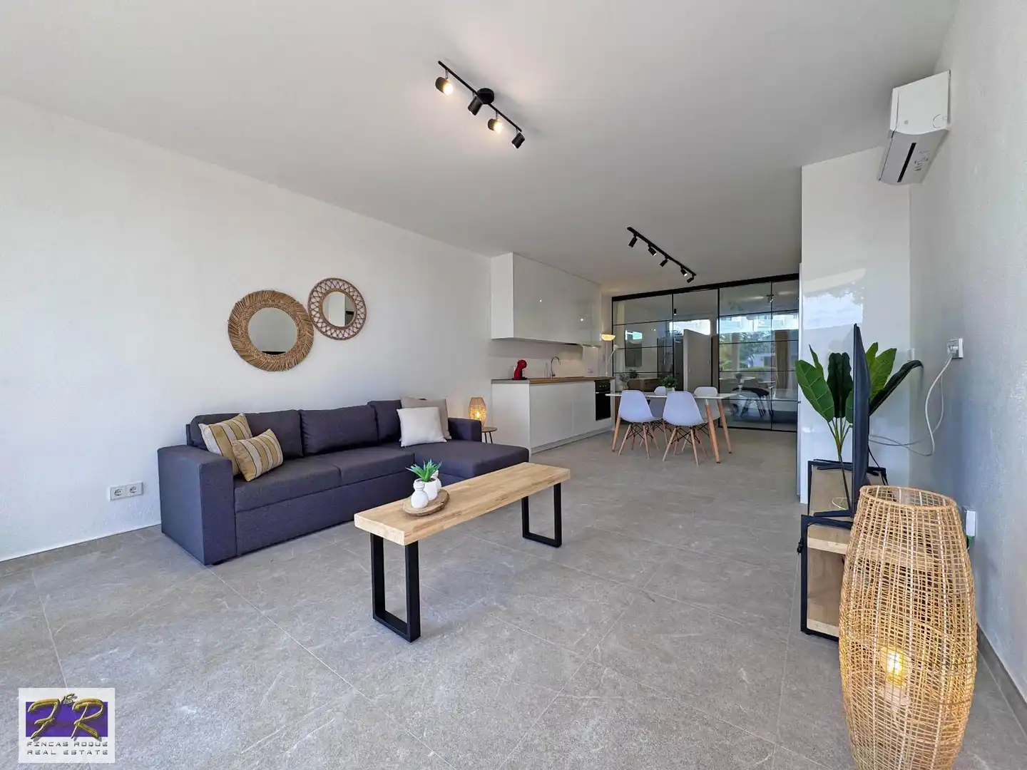Sala d'estar de Pis en venda en Alcúdia amb Aire condicionat, Terrassa i Piscina