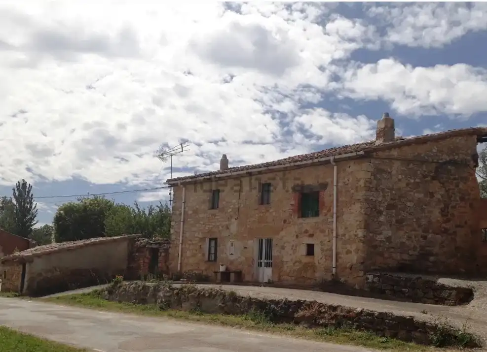 Casa amb jardí en venda a Villadiego, imagen 4