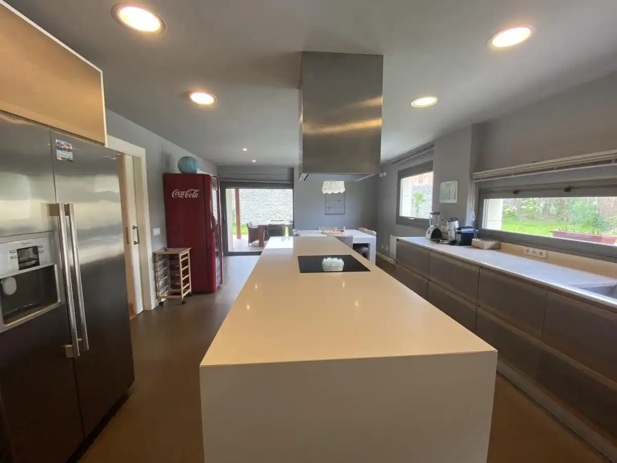 Cocina de Casa o chalet en venta en Llanes con Calefacción, Jardín privado y Terraza