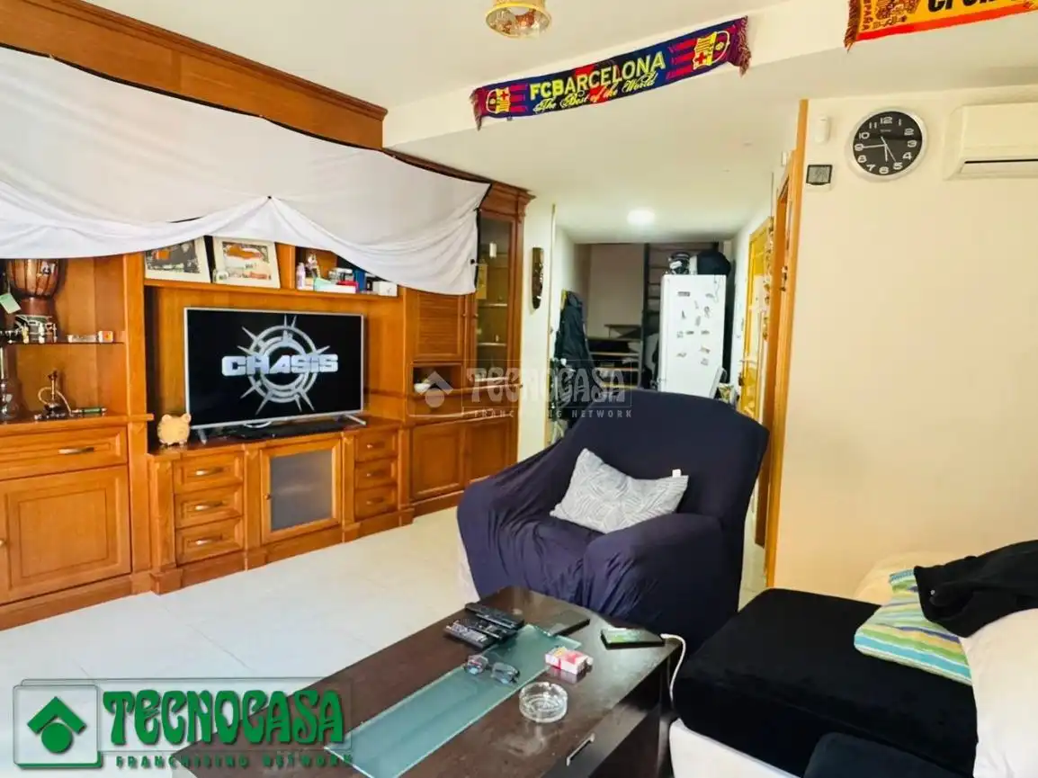 Sala de estar de Piso en venta en Casarrubios del Monte con Aire acondicionado