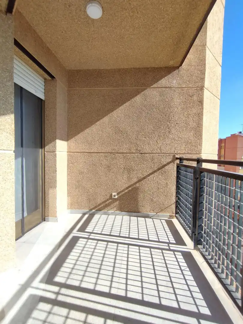 Mini appartamento con terrazza in affitto a Avenida Avenida Juan Carlos I, imagen 21
