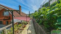 Vista exterior de Casa o xalet en venda en Mieres (Asturias) amb Terrassa