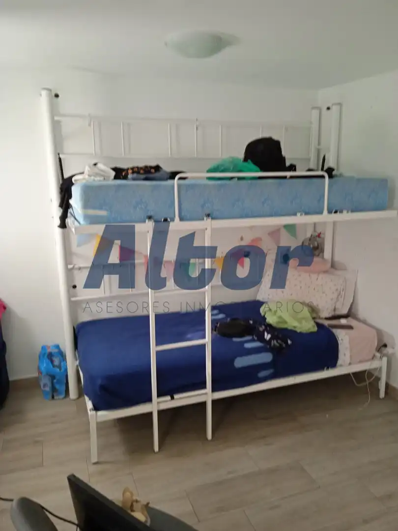 Bedroom of Flat for sale in Madrid